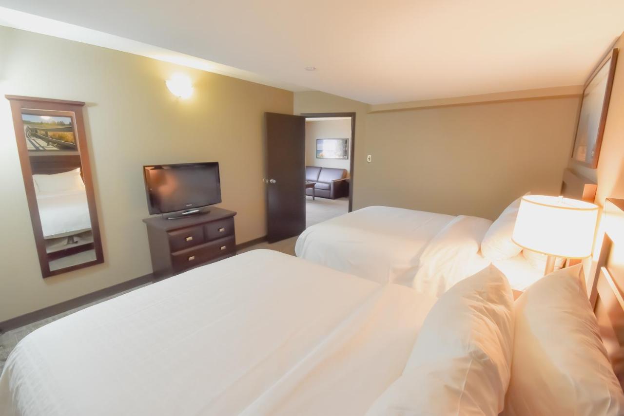 Canad Inns Destination Centre Transcona Winnipeg Esterno foto