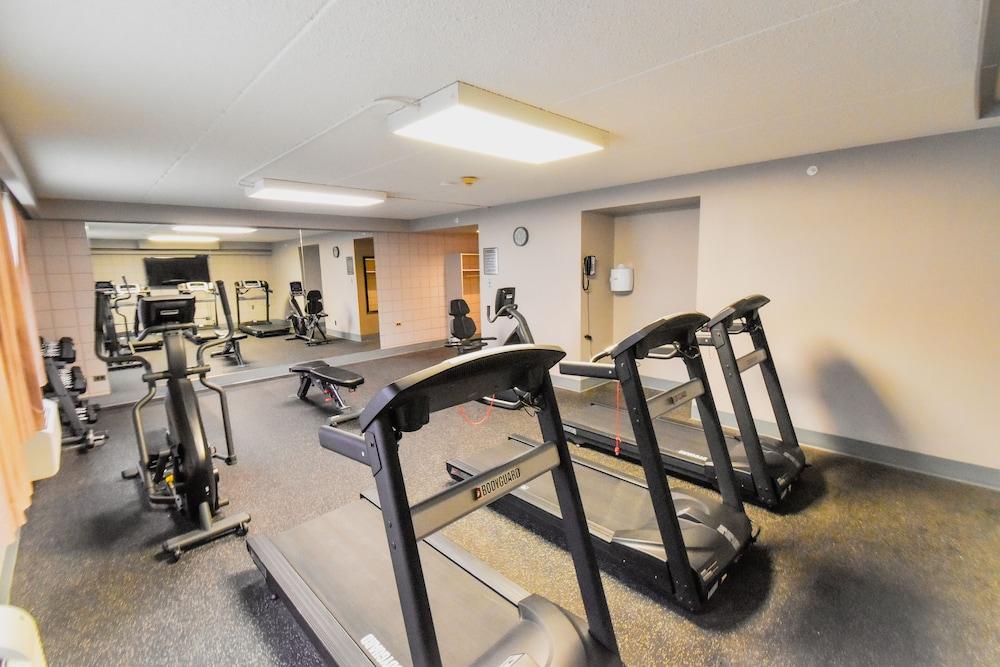 Canad Inns Destination Centre Transcona Winnipeg Esterno foto