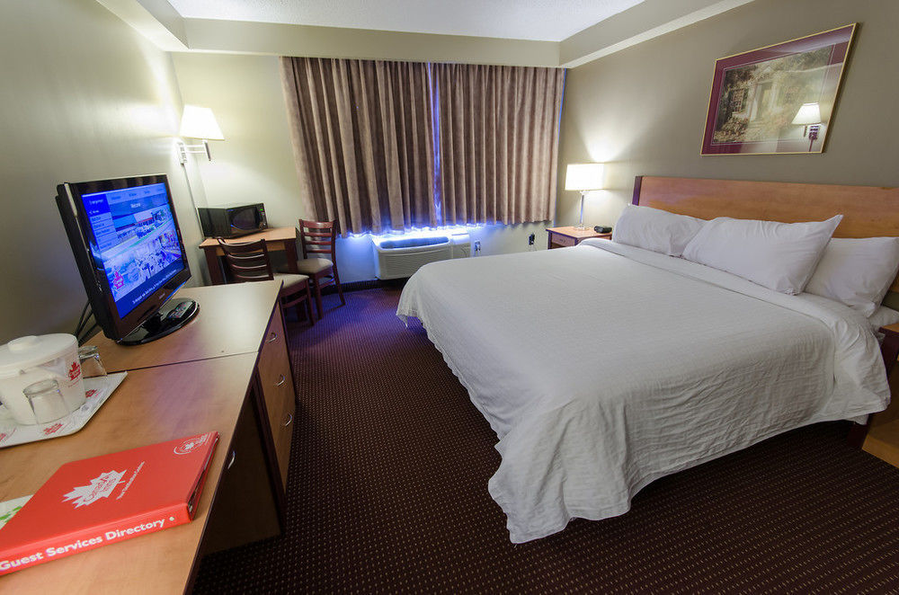 Canad Inns Destination Centre Transcona Winnipeg Esterno foto