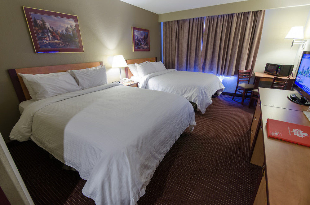 Canad Inns Destination Centre Transcona Winnipeg Esterno foto
